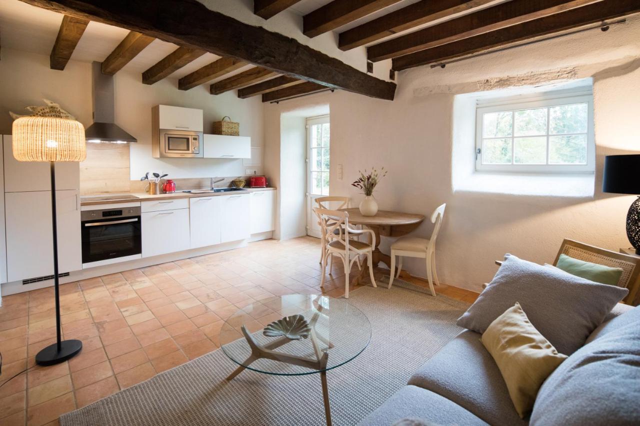 Manoir Du Vau D Arz Gites Et Chambres D Hotes Avec Piscine Malansac Esterno foto