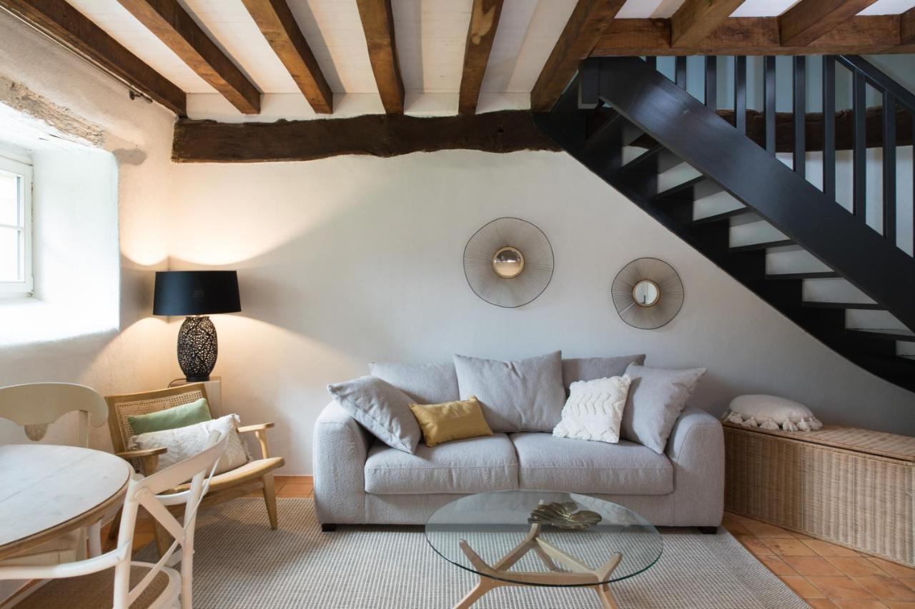 Manoir Du Vau D Arz Gites Et Chambres D Hotes Avec Piscine Malansac Esterno foto