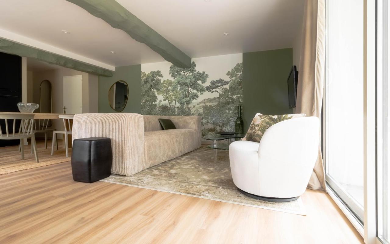 Manoir Du Vau D Arz Gites Et Chambres D Hotes Avec Piscine Malansac Esterno foto